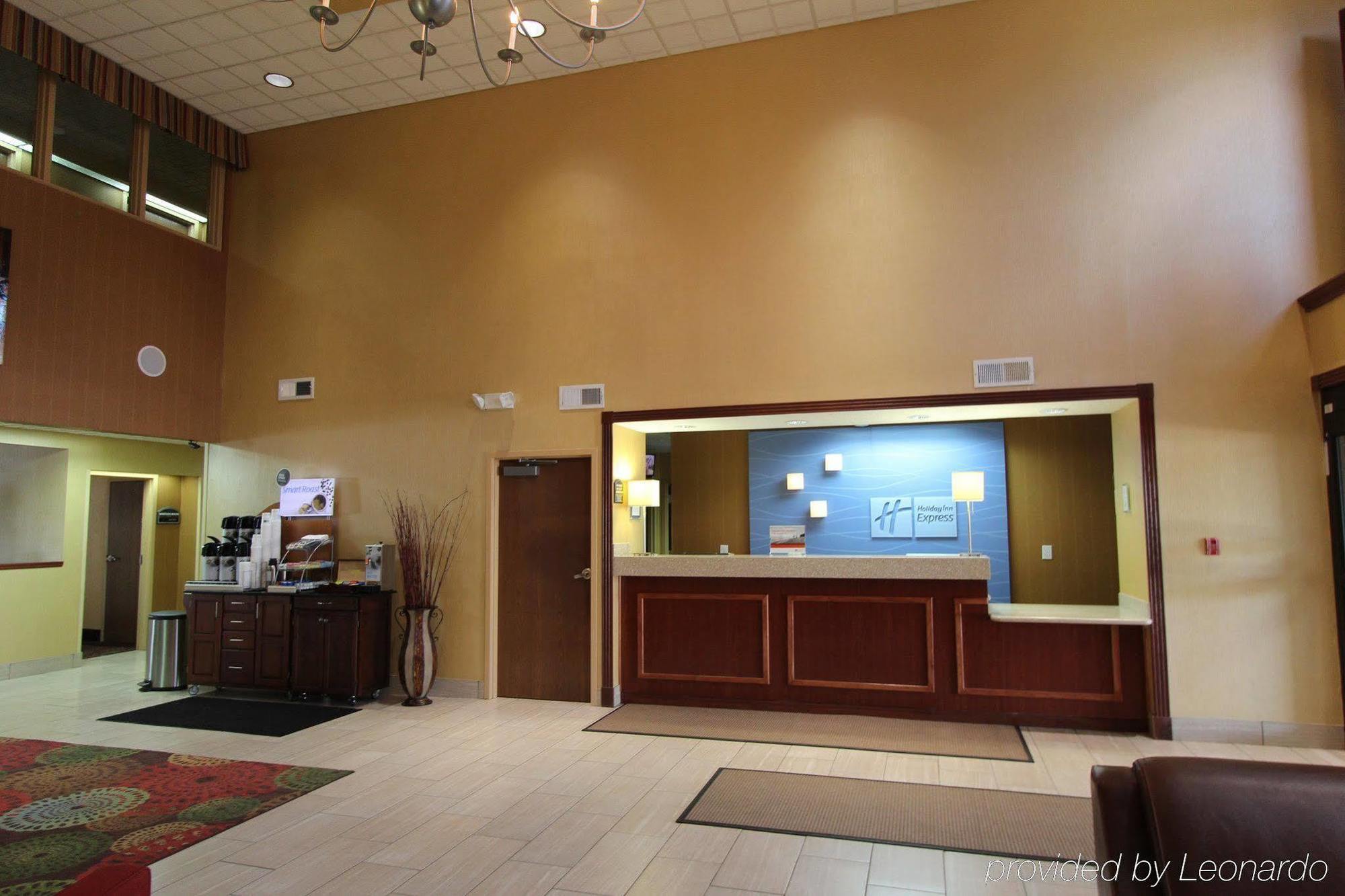 Baymont Inn & Suites By Wyndham Findlay Exterior foto