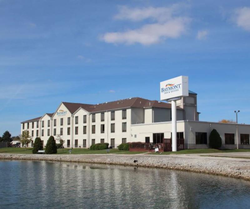 Baymont Inn & Suites By Wyndham Findlay Exterior foto